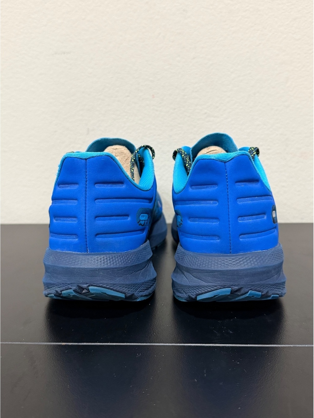 Size 10.5 - Brooks Women’s Launch 9 “Run Wicked Happy - Boston Marathon Edition” - Picture 5 of 6